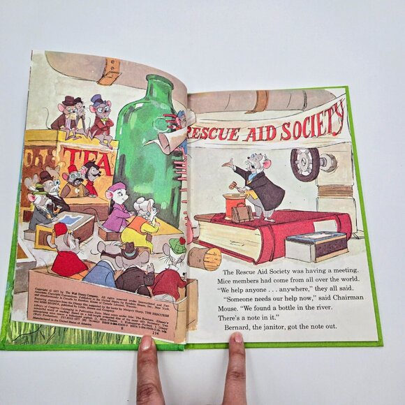 Disney Books Grolier Book Club Cinderella Sleeping Beauty Snow White The Rescuer - Picture 12 of 16